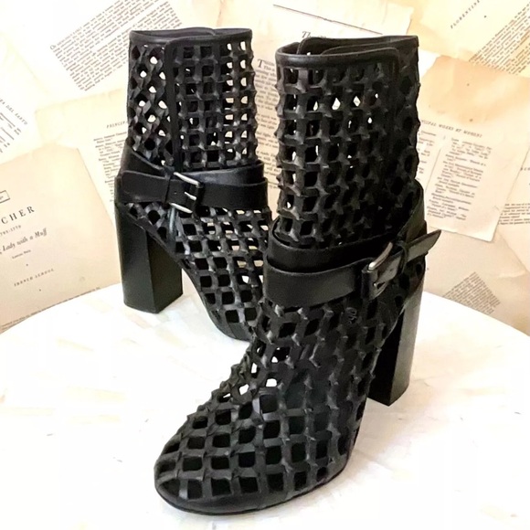 Free People Jeffrey Campbell Loom Cage Knot Block Heel Ankle Boot Black Leather - Picture 6 of 7